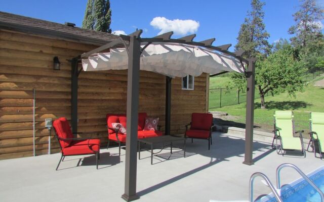 Chef's House Okanagan by Elevate Rooms