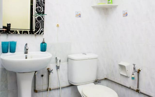 Luxurious Condo Near Gurney
