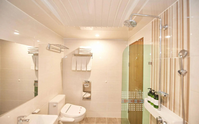 Shin Shin Hotel
