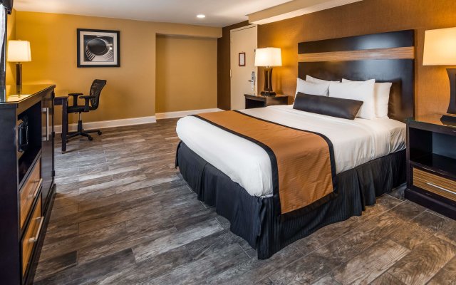 Best Western Plus Newark Airport West