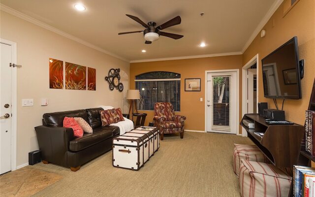 Restful 1 BR by Casago