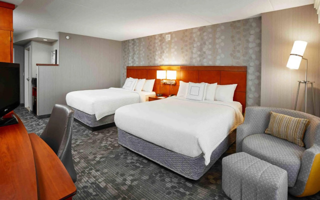 Courtyard by Marriott Toronto Brampton