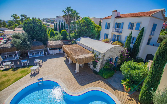 Port Alacati Hotel