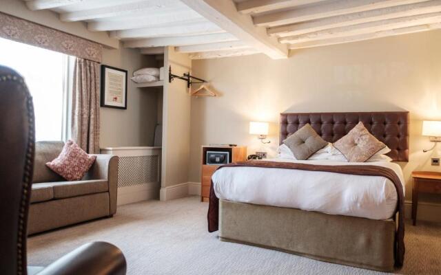 Red Lion Hotel, Hillingdon