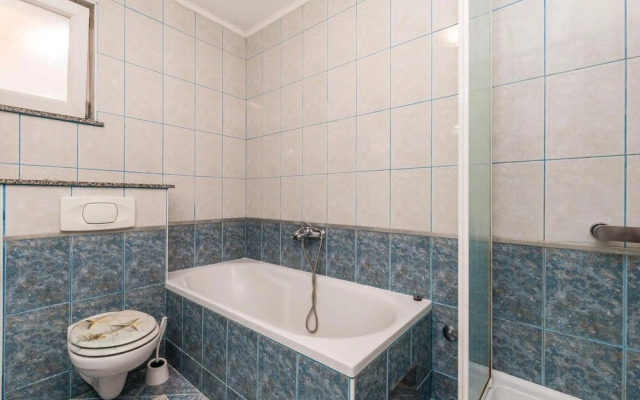 Stunning Apartment in Kampor With Wifi and 2 Bedrooms