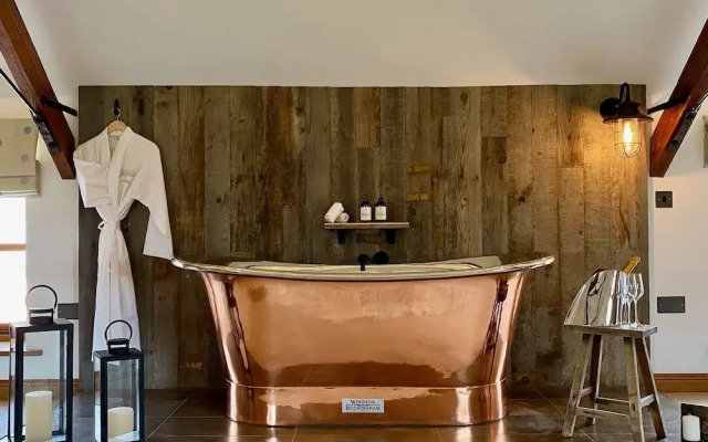 Old Hall Country Breaks