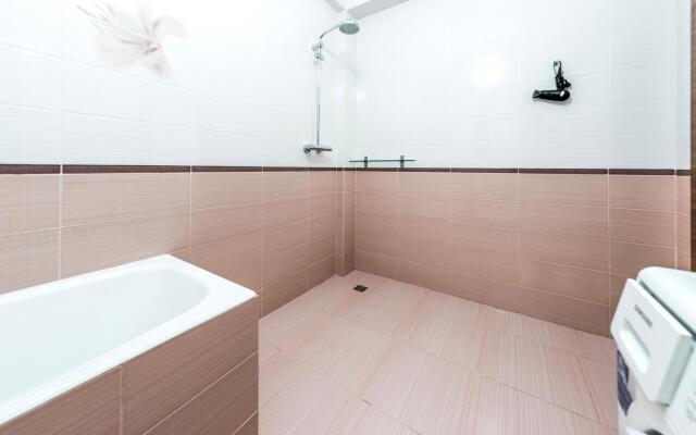 Apartments on Rachmaninoff lane 39/12