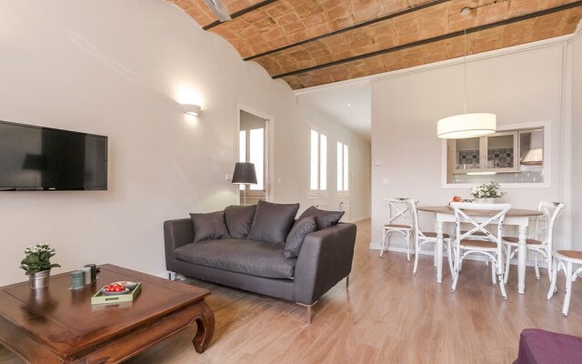 BCN Pau Claris Rocamora Apartments