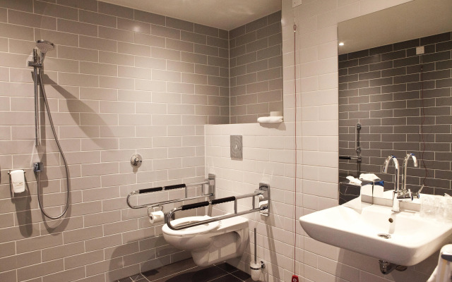 Holiday Inn Express Frankfurt Airport-Raunheim by IHG