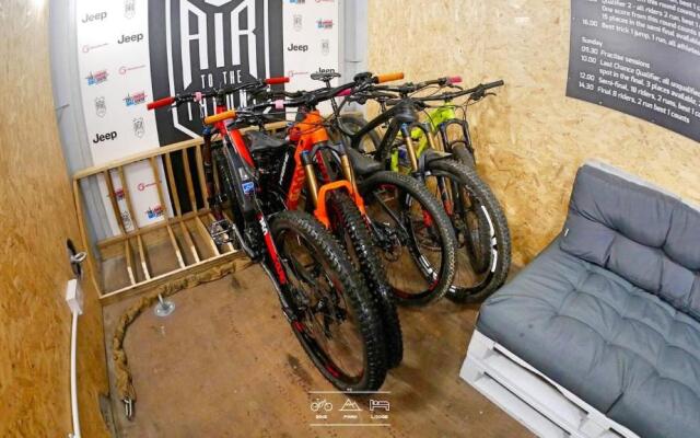 Bike Park Lodge #2