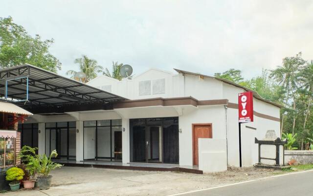 OYO 2519 Mayang Garini