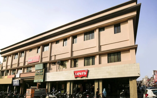 Sher Singh Palace by OYO Rooms