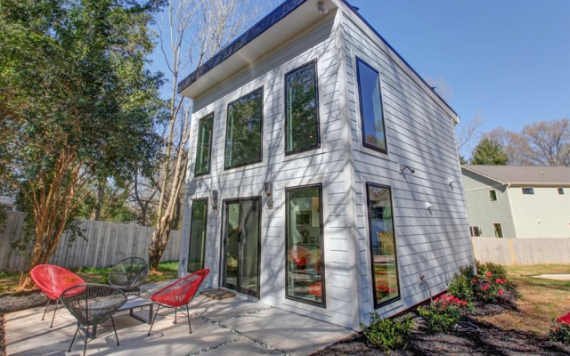 5 Bedroom, Woodside Avenue