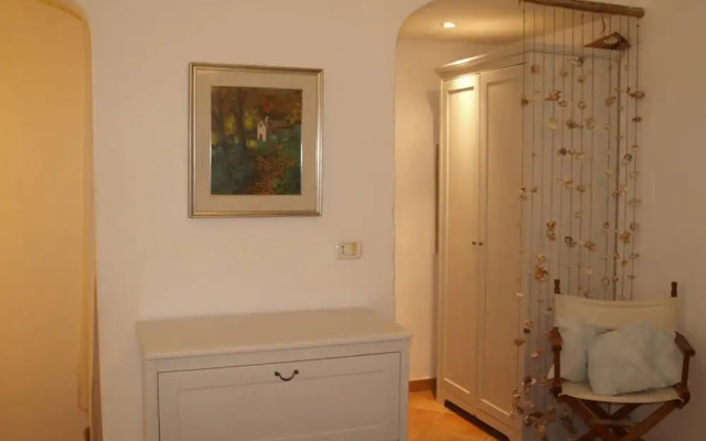 Apartment With 2 Bedrooms in Cugnana, With Pool Access, Terrace and Wifi