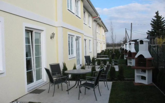 Studio Apartment Lehen 2