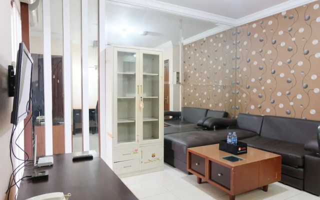 Cozy And Modern 2Br At Majesty Apartment