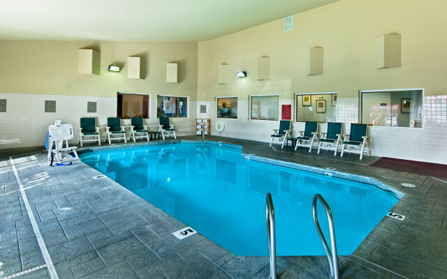 Oxford Suites Hermiston