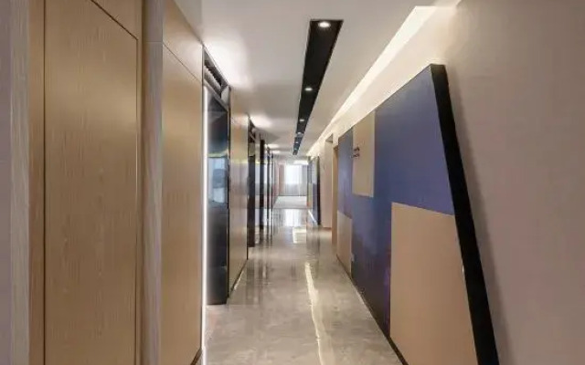 Kyriad Marvelous Hotel