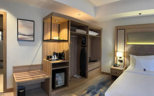 Sea Tower Hotel