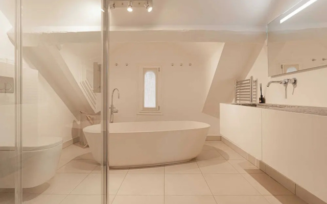 Spacious House - AC- 5br-12p- Deauville