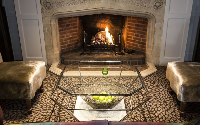 Hogarths Stone Manor