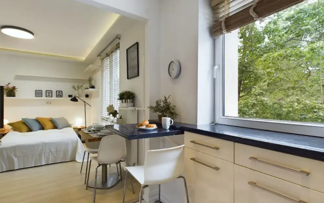 Cosy Studio for 2 by Renters