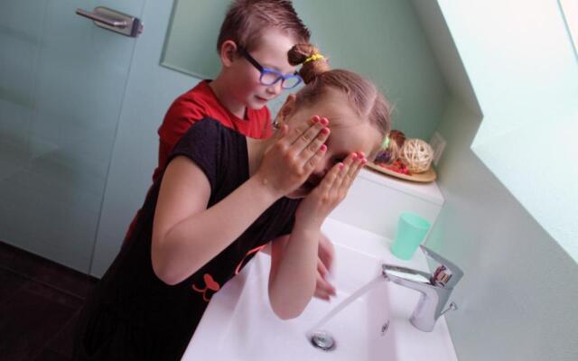 Post Hostel For Youth, Students and Pilgrims