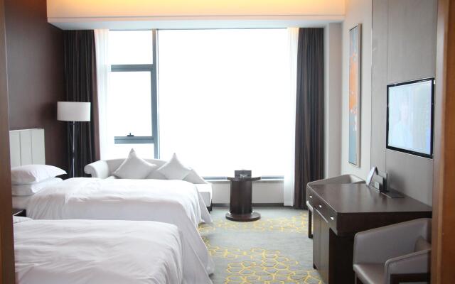 Shaanxi Hancheng Qiangda Grand Skylight Hotel