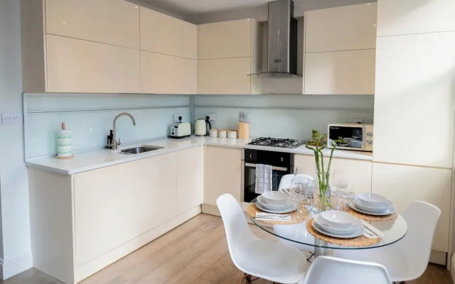 Brixton/2bed Flat/privateterrace/tv/wifi