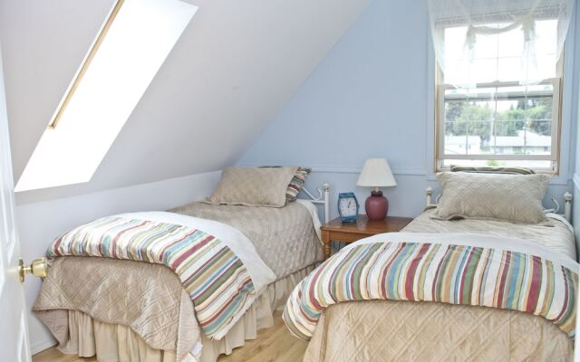 Waterfront Harbour B&B