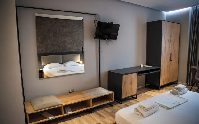 Center Boutique Hotel
