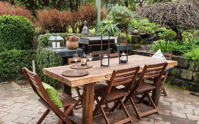 Beechmont Garden Retreat