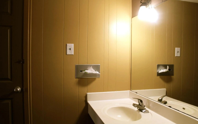 Executive Inn and Suites