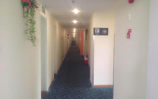 7 Days Inn Zhuhai Gongbei Immigration Port Walking Street Branch