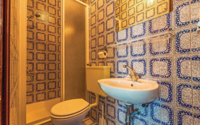 Awesome Apartment in Mundanije With 3 Bedrooms