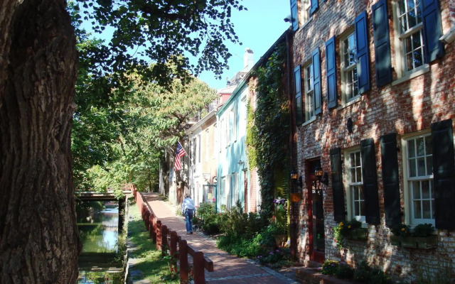 Georgetown Inn