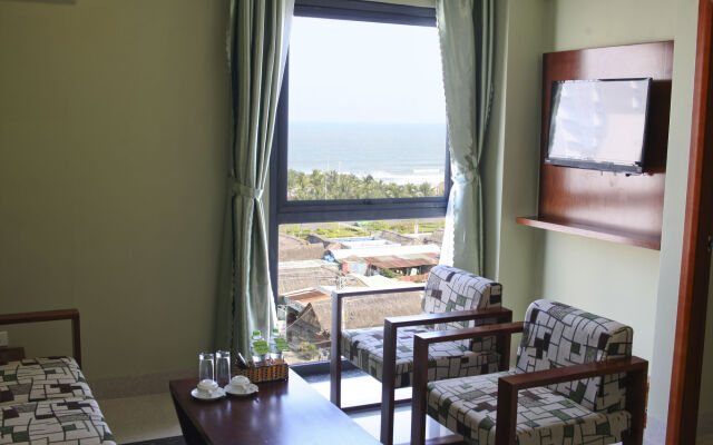 Green House Hotel
