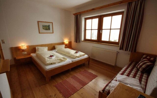 Familien- & Wanderpension Tonnerhütte