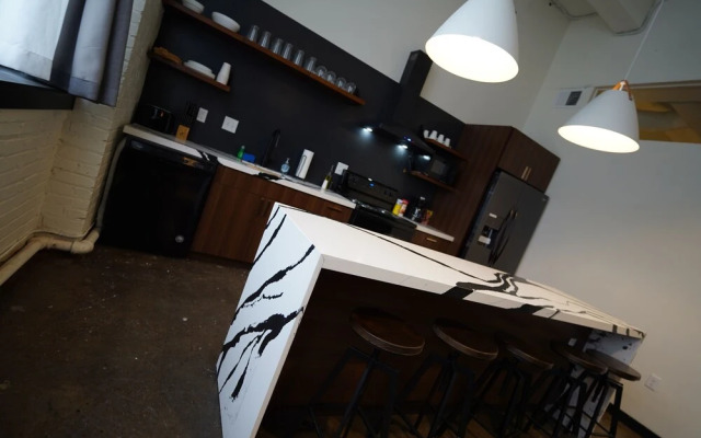 424 Gold Way - Apt. 404 2Bed/1Bath