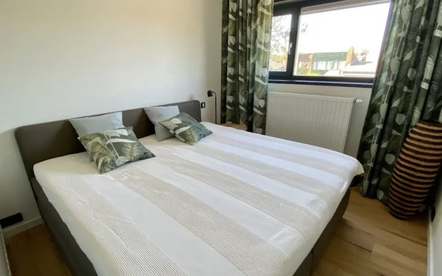 Holiday Home Nieuwvliet Near Beach & Dunes