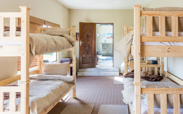 Sea View Backpackers - Hostel