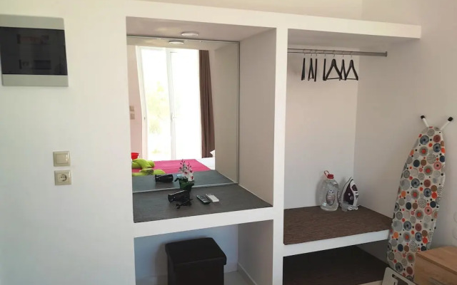 Villa Maroula