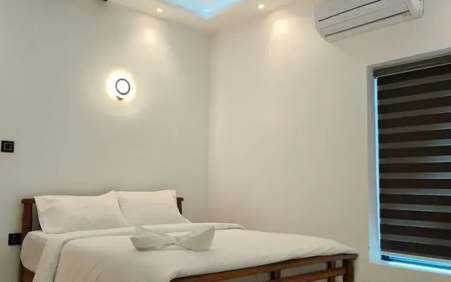 Wavealokam Beach Retreat
