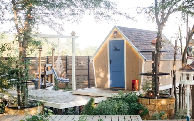 Творческий глэмпинг Скворечник