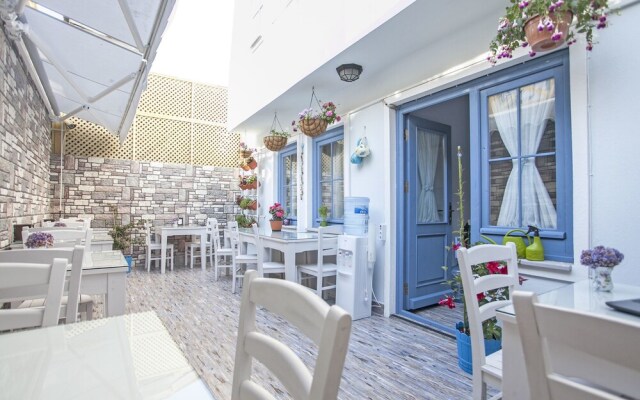 Bozcaada Basak Konukevi