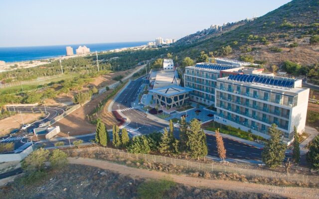 HI  Haifa Hostel