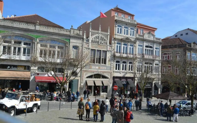 Oporto Gardens - Historical House