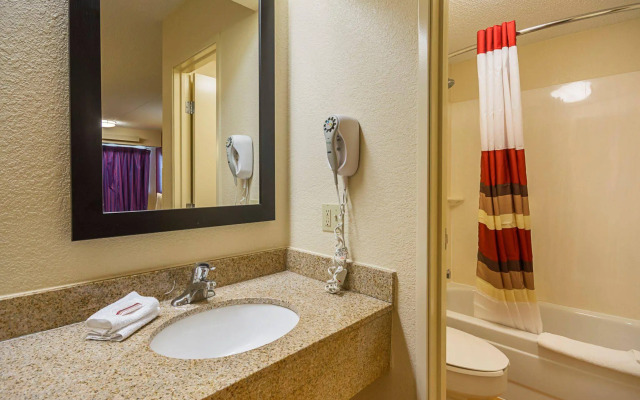 Red Roof Inn Dallas - DFW Airport North