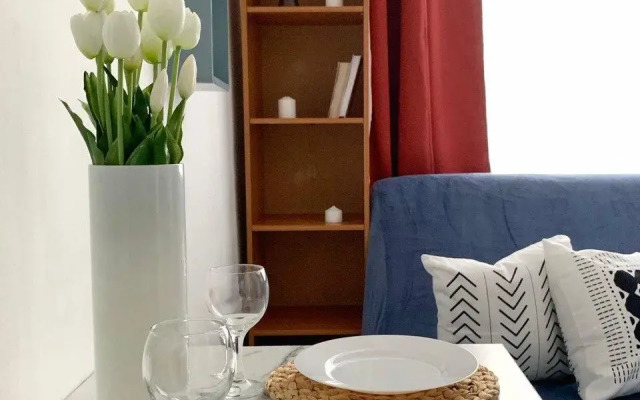 Good Day Apartment on Kirovgradskaya Street