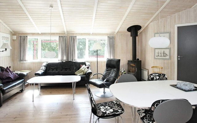 6 Person Holiday Home in Albaek-by Traum